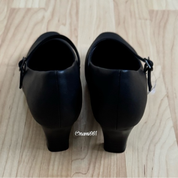 The Perfect Mary Jane Black Pumps - NIB - Picture 5 of 10